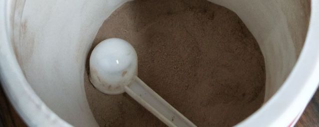 生石灰可以用来做冰粉吗(冰粉里的石灰可以用什么代替)