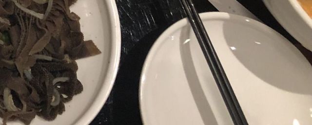 聚乙烯筷子有毒吗(聚苯硫醚和玻璃纤维筷子安全吗)