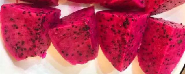吃红色火龙果大便有红色正常吗(吃火龙果大便会是红色吗?)