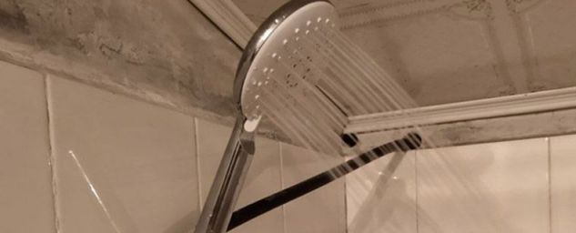 淋浴器热水管道堵塞如何疏通(淋浴热水管道堵塞如何疏通视频)